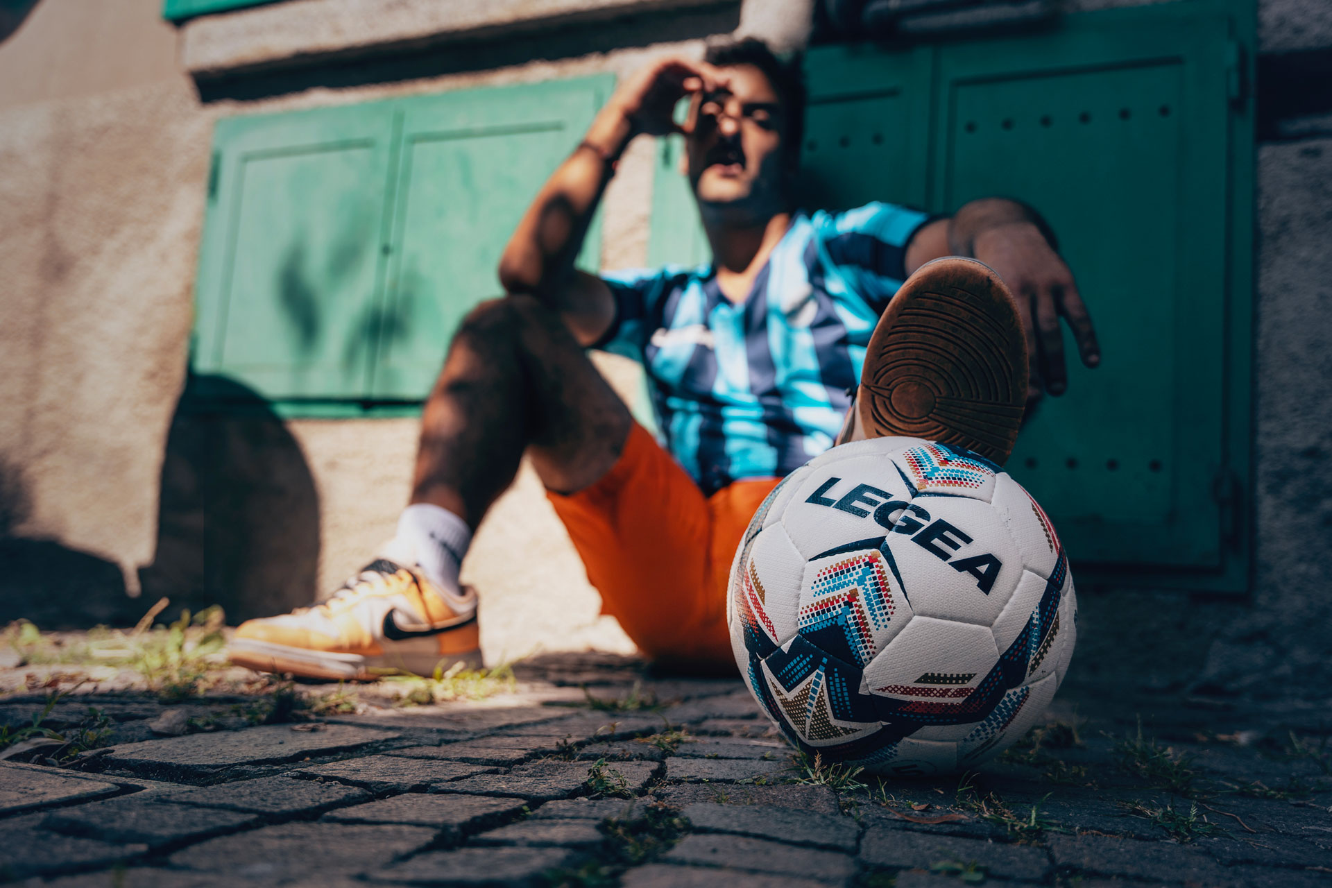 calcio-lecco-1912-shooting-street-prima-maglia-serie-b-ophelia-digital